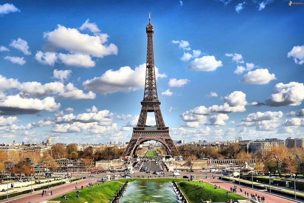 World Of Lovers *Paris*Disney* 布西圣乔治 外观 照片